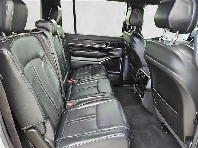 2022 Jeep Wagoneer Series II 4x4