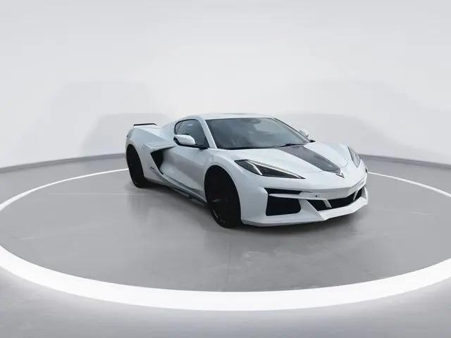 2024 Chevrolet Corvette E-Ray RWD Coupe 3LZ