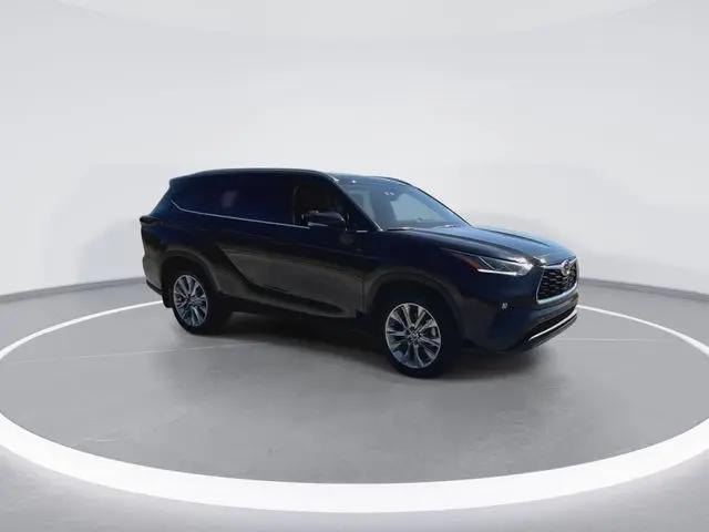 2026 Toyota Highlander Limited