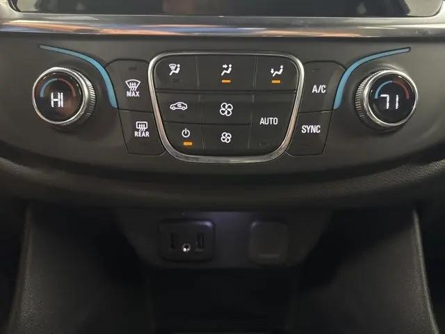 2023 Chevrolet Traverse FWD LT Cloth