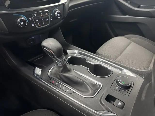 2023 Chevrolet Traverse FWD LT Cloth
