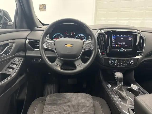 2023 Chevrolet Traverse FWD LT Cloth