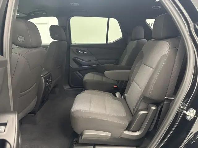 2023 Chevrolet Traverse FWD LT Cloth