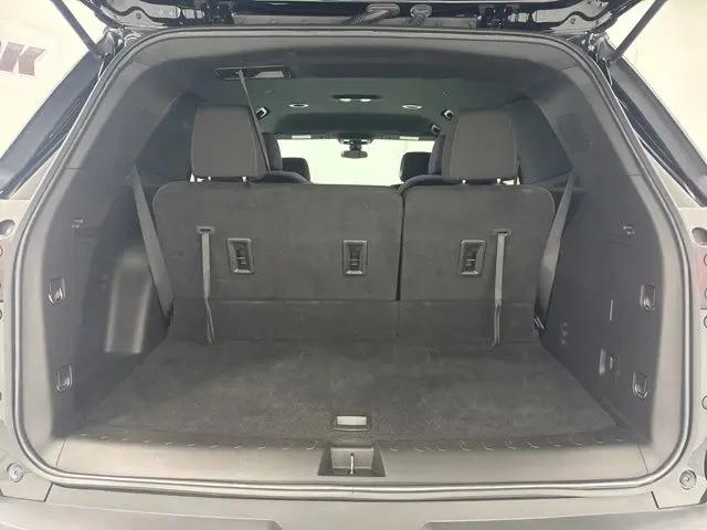 2023 Chevrolet Traverse FWD LT Cloth
