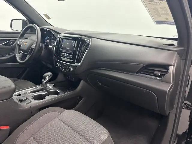 2023 Chevrolet Traverse FWD LT Cloth