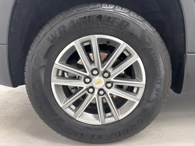 2023 Chevrolet Traverse FWD LT Cloth