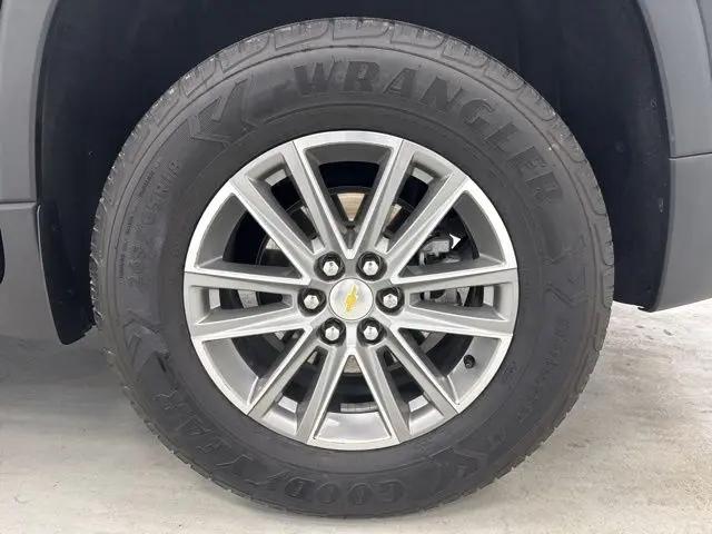 2023 Chevrolet Traverse FWD LT Cloth
