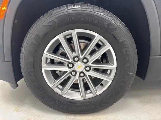 2023 Chevrolet Traverse FWD LT Cloth