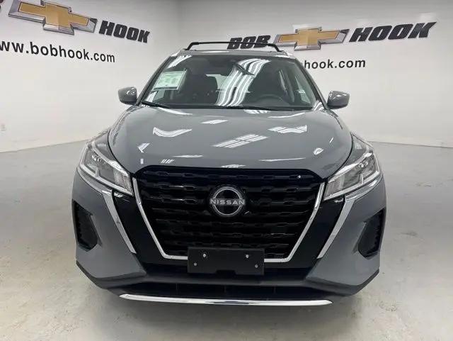 2023 Nissan Kicks SV Xtronic CVT