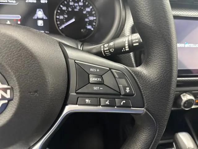 2023 Nissan Kicks SV Xtronic CVT