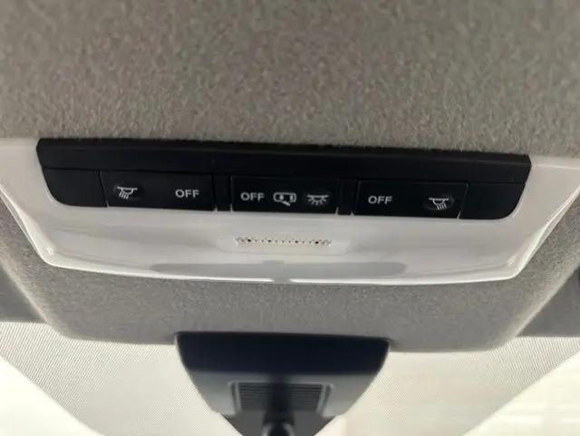 2023 Nissan Kicks SV Xtronic CVT