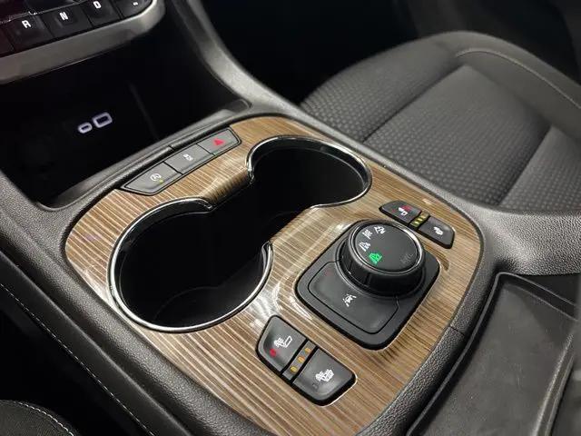 2023 GMC Acadia AWD SLE