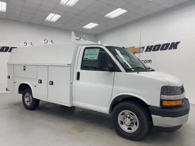 2026 Chevrolet Express Cutaway Work Van