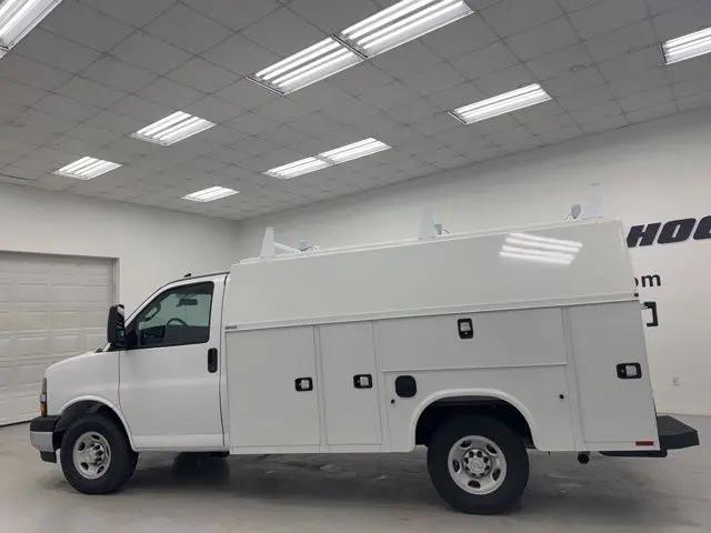 2026 Chevrolet Express Cutaway Work Van