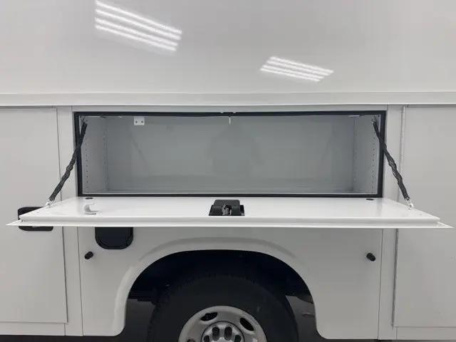 2026 Chevrolet Express Cutaway Work Van
