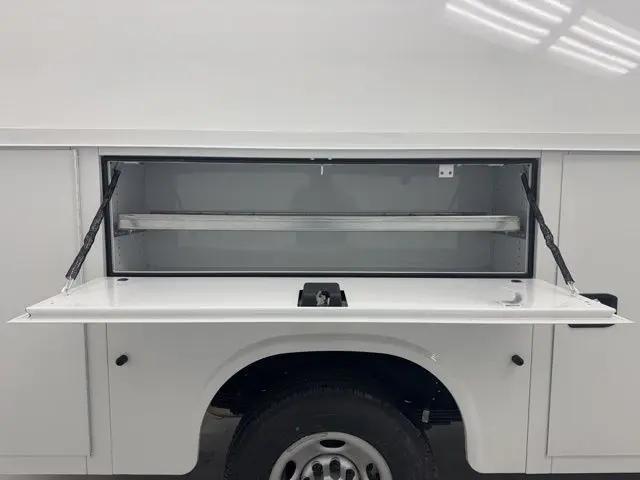 2026 Chevrolet Express Cutaway Work Van