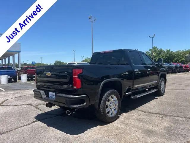 2026 Chevrolet Silverado 2500HD Crew Cab, Standard Bed, High Country, 4WD