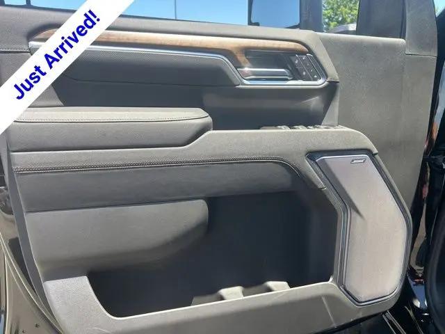 2026 Chevrolet Silverado 2500HD Crew Cab, Standard Bed, High Country, 4WD