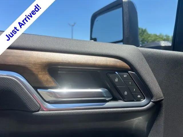2026 Chevrolet Silverado 2500HD Crew Cab, Standard Bed, High Country, 4WD