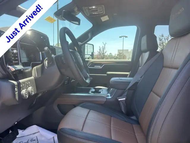 2026 Chevrolet Silverado 2500HD Crew Cab, Standard Bed, High Country, 4WD