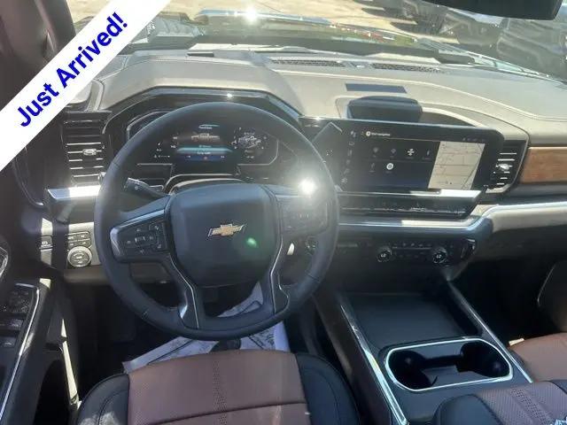 2026 Chevrolet Silverado 2500HD Crew Cab, Standard Bed, High Country, 4WD