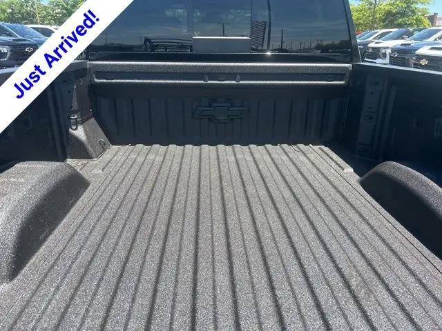 2026 Chevrolet Silverado 2500HD Crew Cab, Standard Bed, High Country, 4WD
