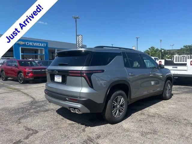 2026 Chevrolet Traverse FWD LT