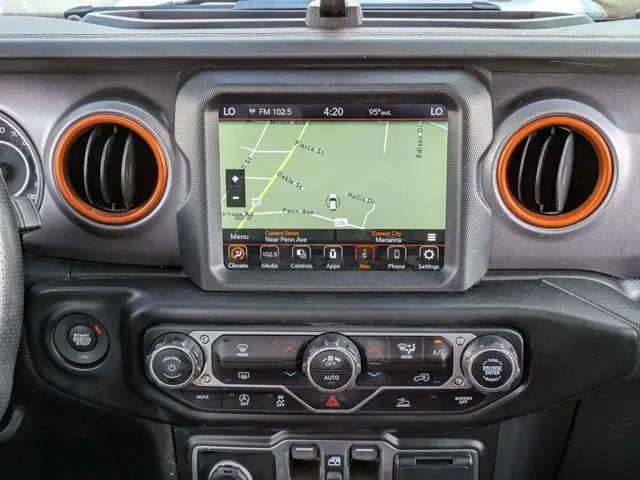 2022 Jeep Gladiator Sport