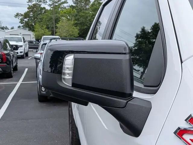 2024 Chevrolet Silverado 1500 4WD Crew Cab Short Bed RST