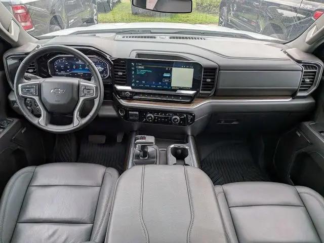 2024 Chevrolet Silverado 1500 4WD Crew Cab Short Bed RST