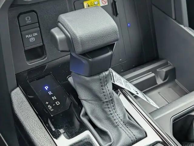 2026 Toyota Tundra SR5 CrewMax 5.5' Bed