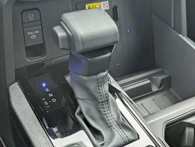 2026 Toyota Tundra SR5 CrewMax 5.5' Bed