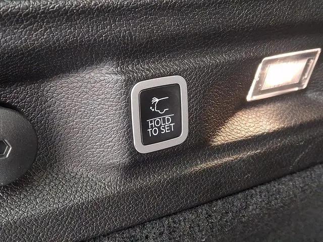 2023 Jeep Grand Cherokee L Summit Reserve 4x4