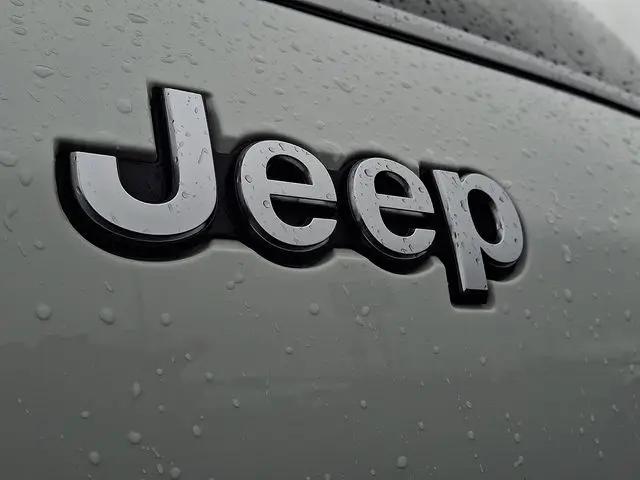 2023 Jeep Grand Cherokee L Summit Reserve 4x4