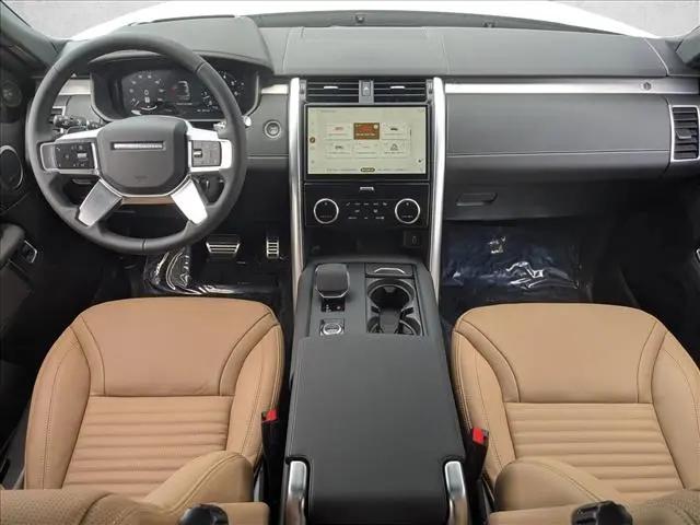 2026 Land Rover Discovery Gemini Edition