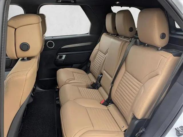 2026 Land Rover Discovery Gemini Edition