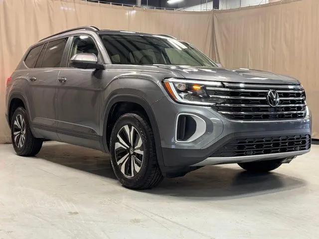 2025 Volkswagen Atlas 2.0T SE for sale in Fort Wayne, IN