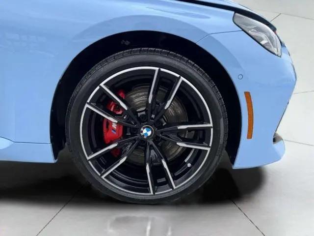 2025 BMW M240 i xDrive