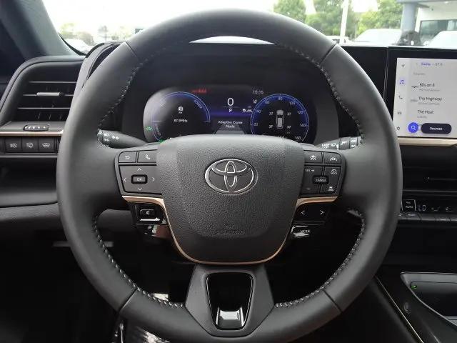 2026 Toyota Crown Signia XLE