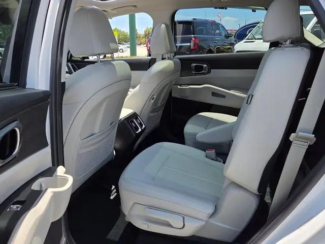 2024 Kia Sorento X-Line EX