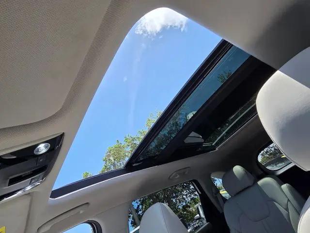 2024 Kia Sorento X-Line EX