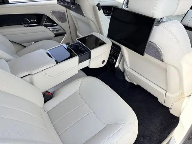 2025 Land Rover Range Rover P530 Autobiography