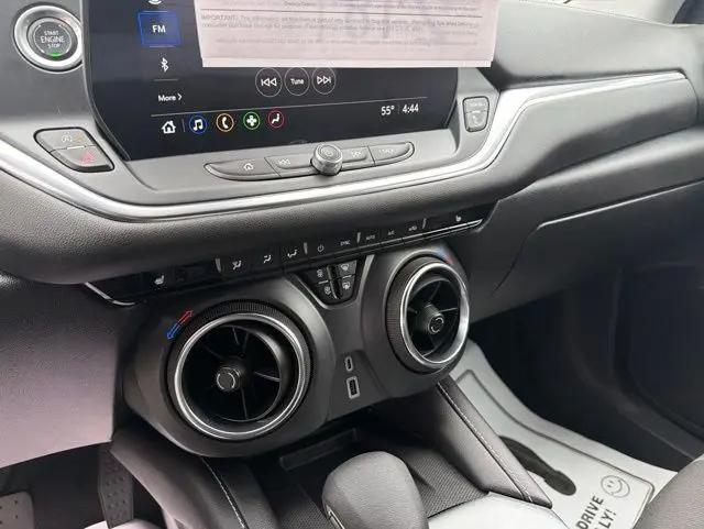 2024 Chevrolet Blazer FWD 2LT