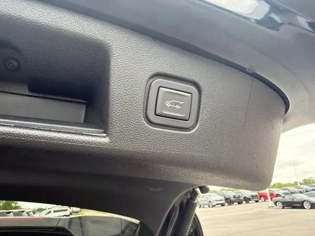 2024 Chevrolet V Blazer eAWD 2LT