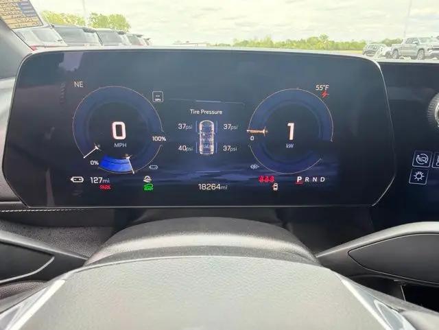 2024 Chevrolet V Blazer eAWD 2LT