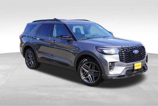 2025 Ford Explorer ST-Line for sale in Roseville, MN