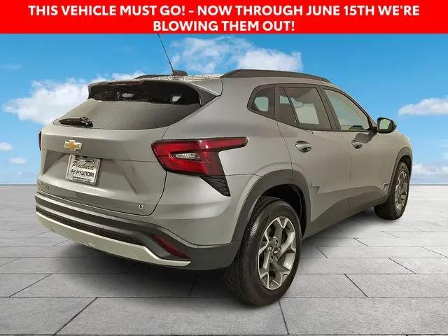 2025 Chevrolet Trax FWD LT