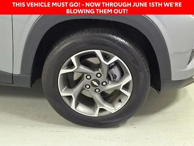 2025 Chevrolet Trax FWD LT