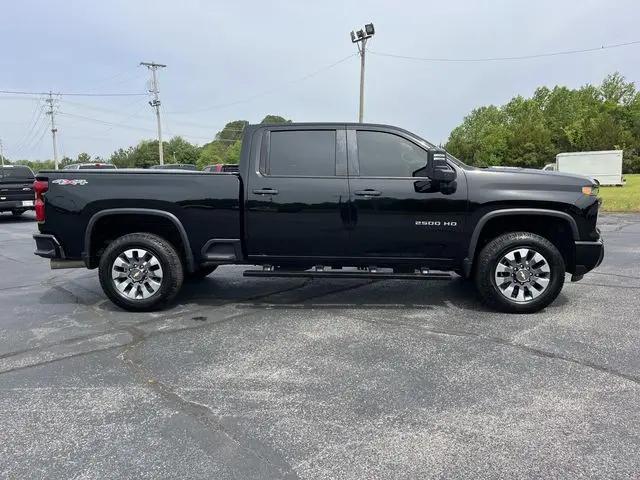 2024 Chevrolet Silverado 2500HD 4WD Crew Cab Standard Bed Custom