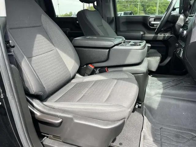 2024 Chevrolet Silverado 2500HD 4WD Crew Cab Standard Bed Custom